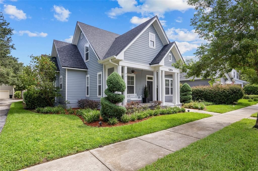 Active With Contract: $699,000 (5 beds, 3 baths, 2995 Square Feet)