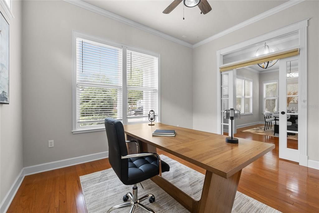 Active With Contract: $699,000 (5 beds, 3 baths, 2995 Square Feet)