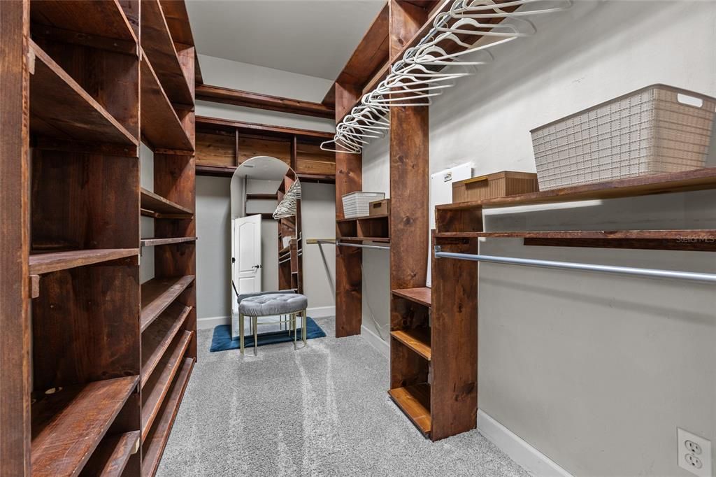 Active With Contract: $699,000 (5 beds, 3 baths, 2995 Square Feet)