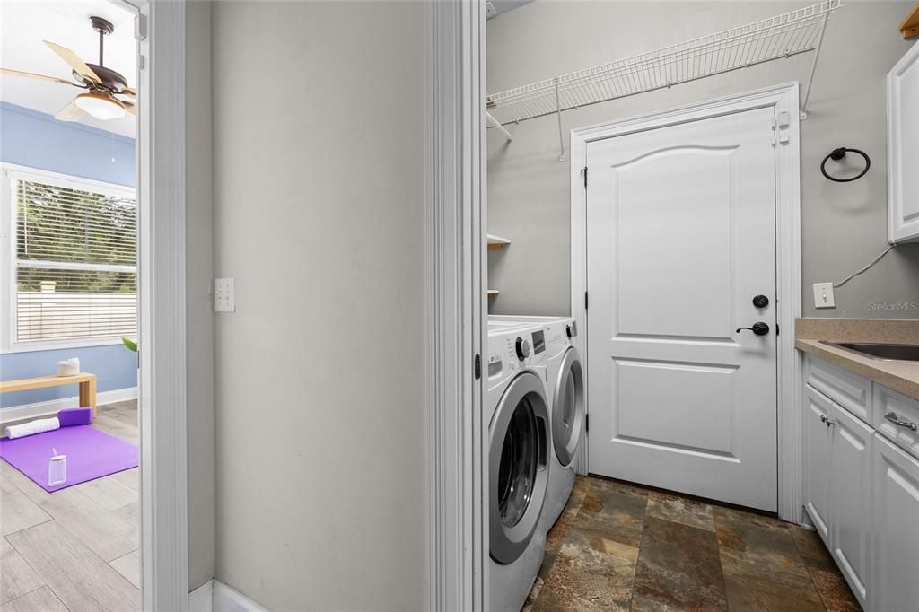 Active With Contract: $699,000 (5 beds, 3 baths, 2995 Square Feet)