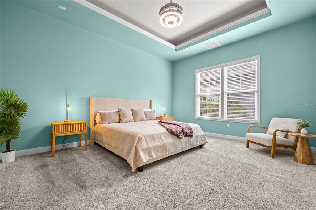 Active With Contract: $699,000 (5 beds, 3 baths, 2995 Square Feet)