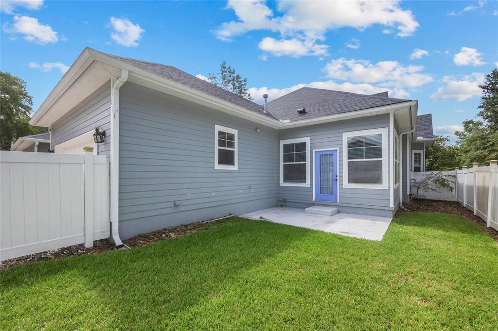 Active With Contract: $699,000 (5 beds, 3 baths, 2995 Square Feet)