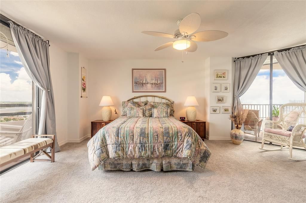 En Venta: $505,000 (2 camas, 2 baños, 1561 Pies cuadrados)