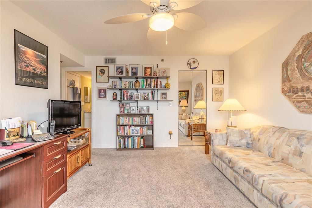 En Venta: $505,000 (2 camas, 2 baños, 1561 Pies cuadrados)