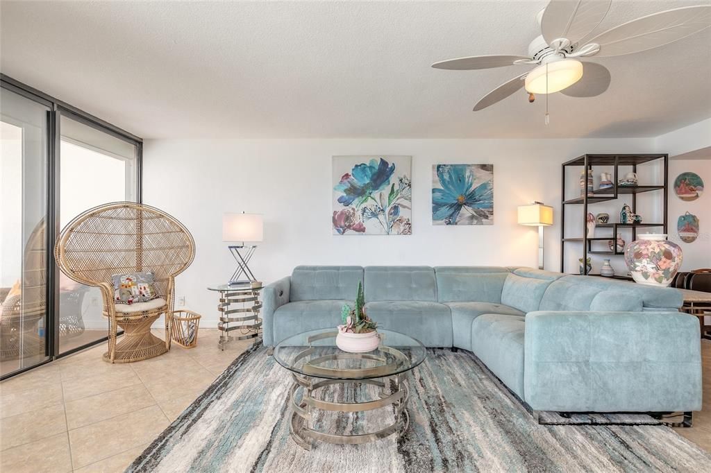 En Venta: $505,000 (2 camas, 2 baños, 1561 Pies cuadrados)