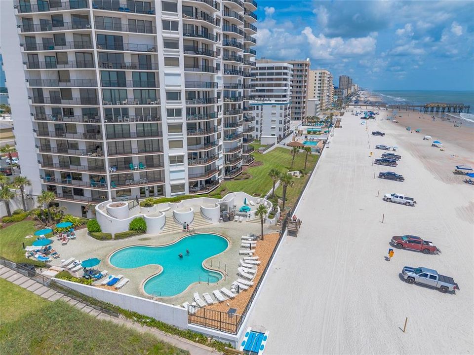 En Venta: $505,000 (2 camas, 2 baños, 1561 Pies cuadrados)