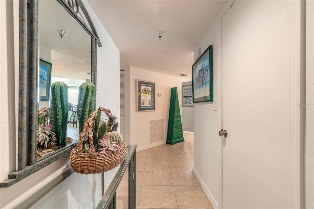 En Venta: $505,000 (2 camas, 2 baños, 1561 Pies cuadrados)