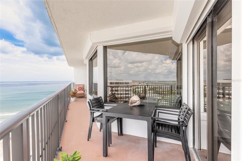 En Venta: $505,000 (2 camas, 2 baños, 1561 Pies cuadrados)