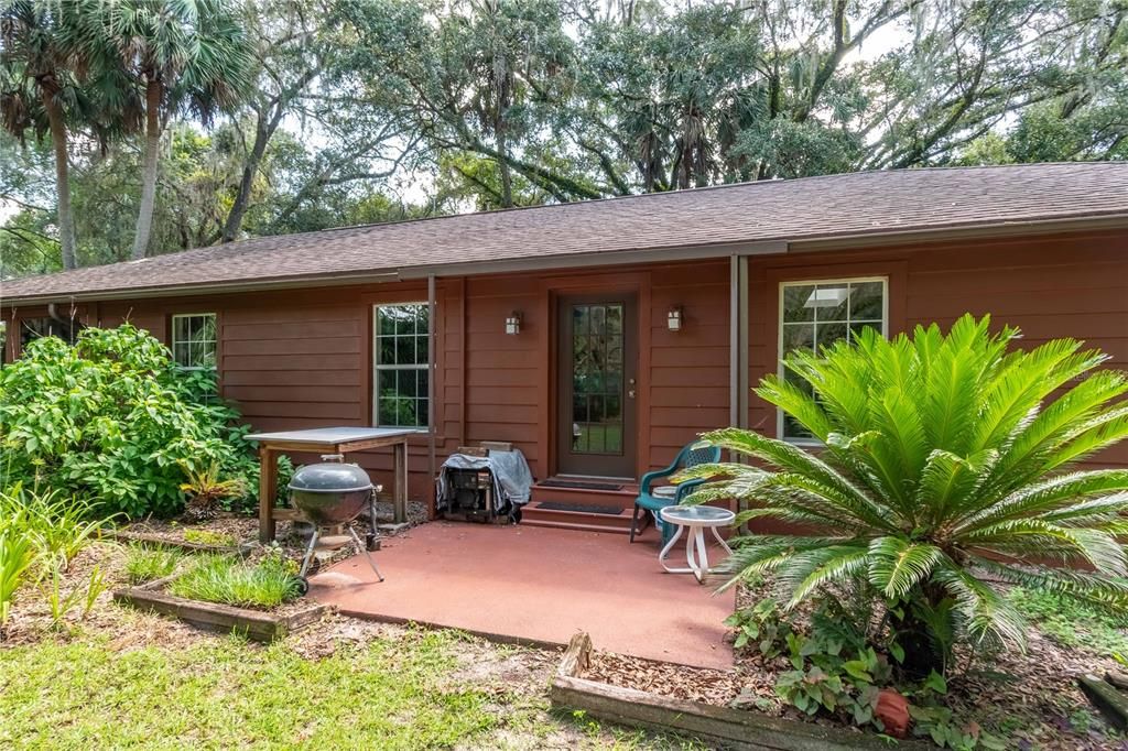 На продажу: $485,000 (2 спален, 2 ванн, 1976 Квадратных фут)