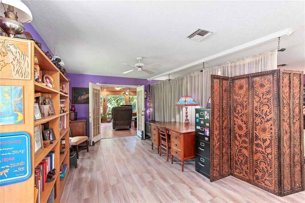 На продажу: $485,000 (2 спален, 2 ванн, 1976 Квадратных фут)