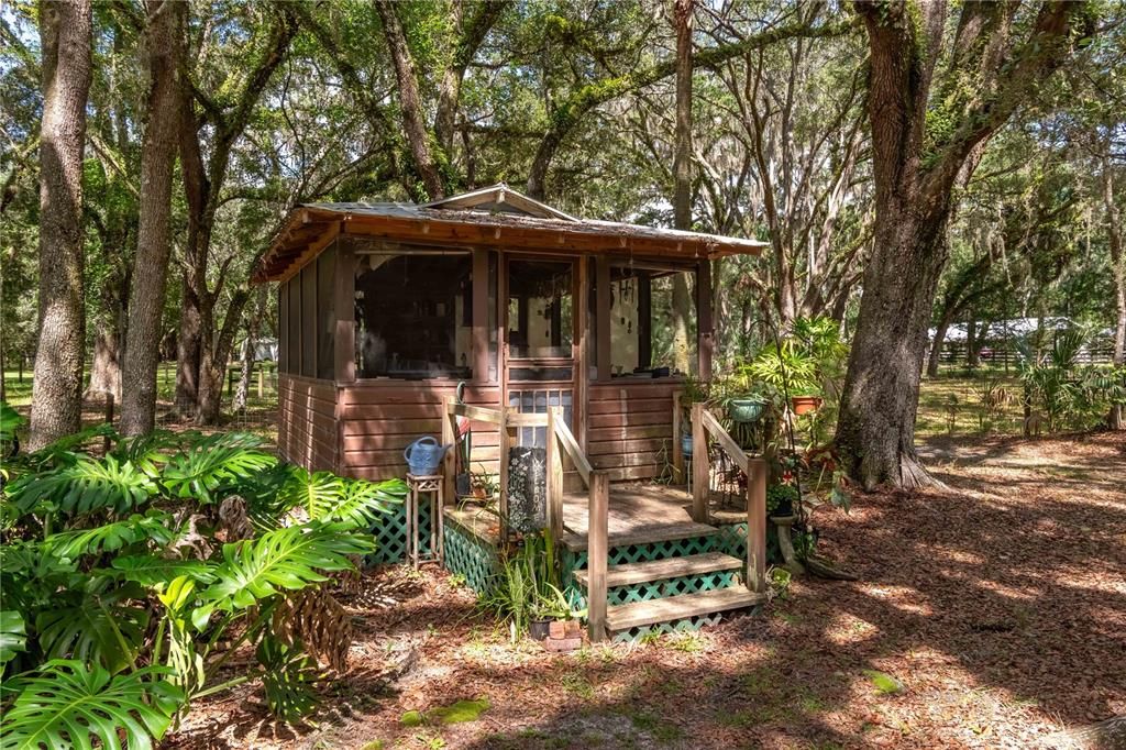 На продажу: $485,000 (2 спален, 2 ванн, 1976 Квадратных фут)