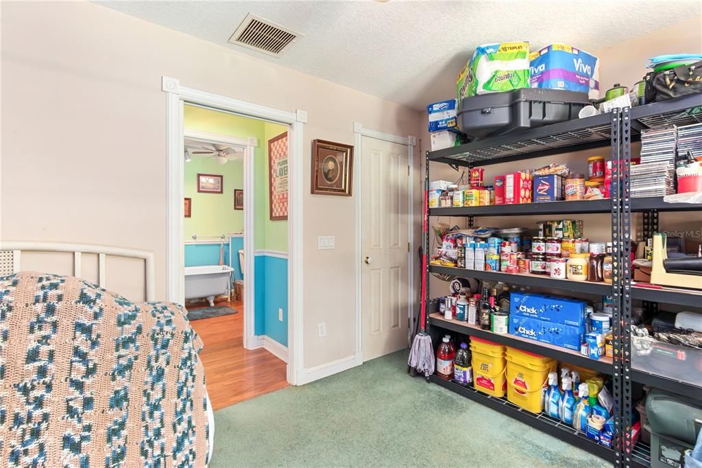 На продажу: $485,000 (2 спален, 2 ванн, 1976 Квадратных фут)