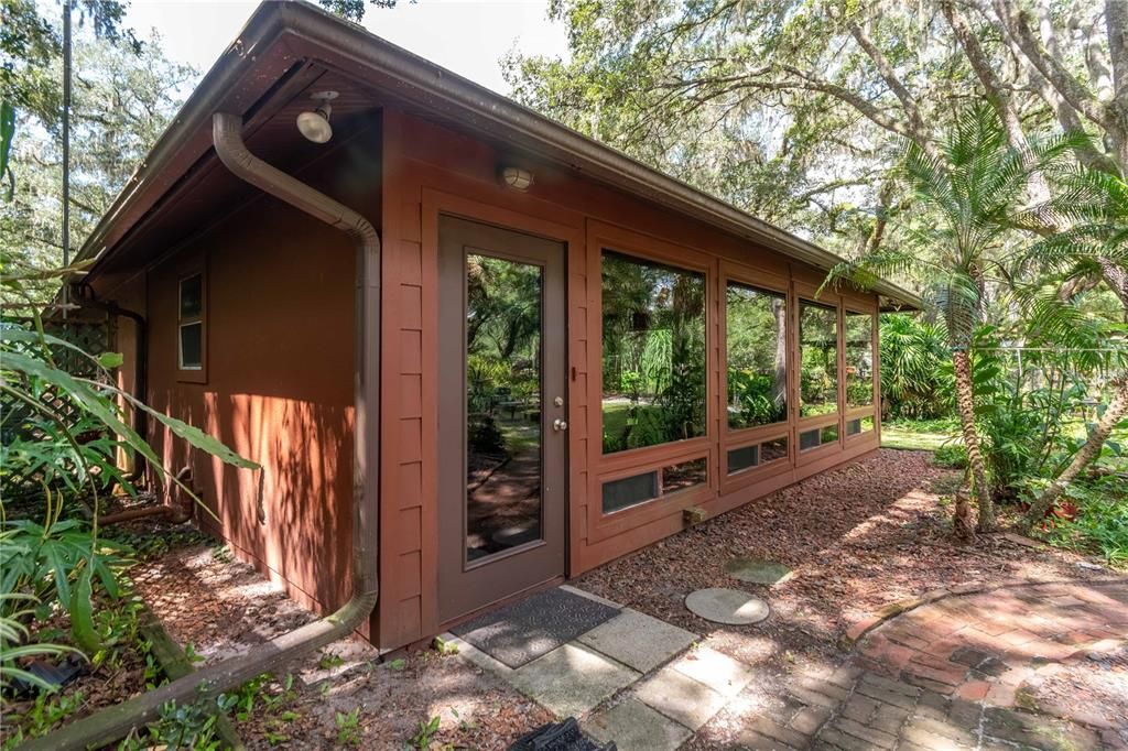 На продажу: $485,000 (2 спален, 2 ванн, 1976 Квадратных фут)