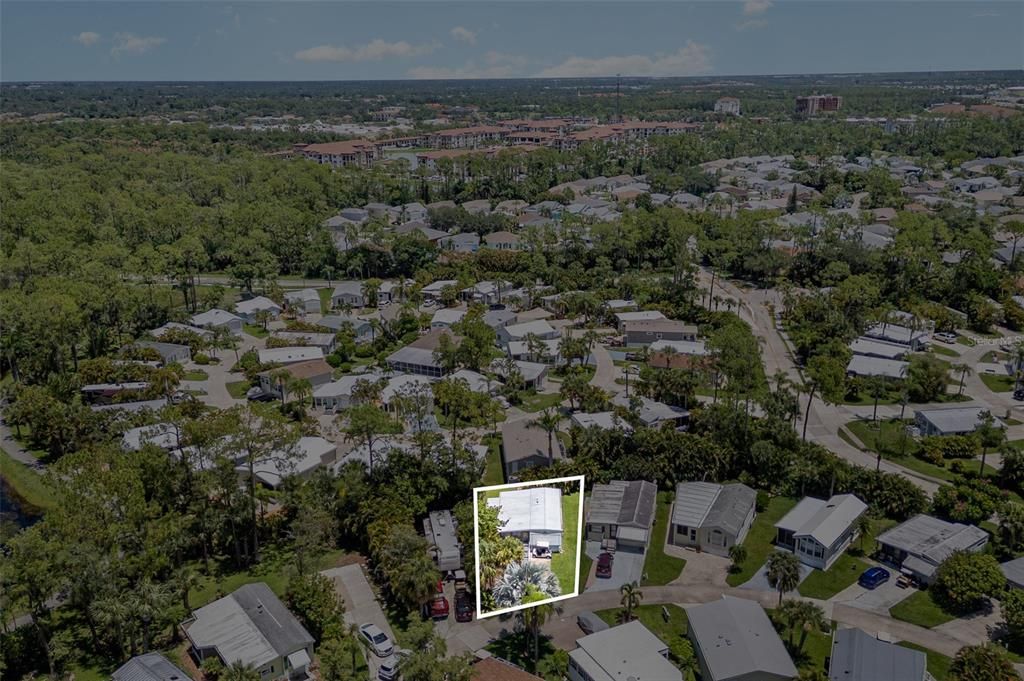 待售: $134,900 (1 贝兹, 1 浴室, 844 平方英尺)