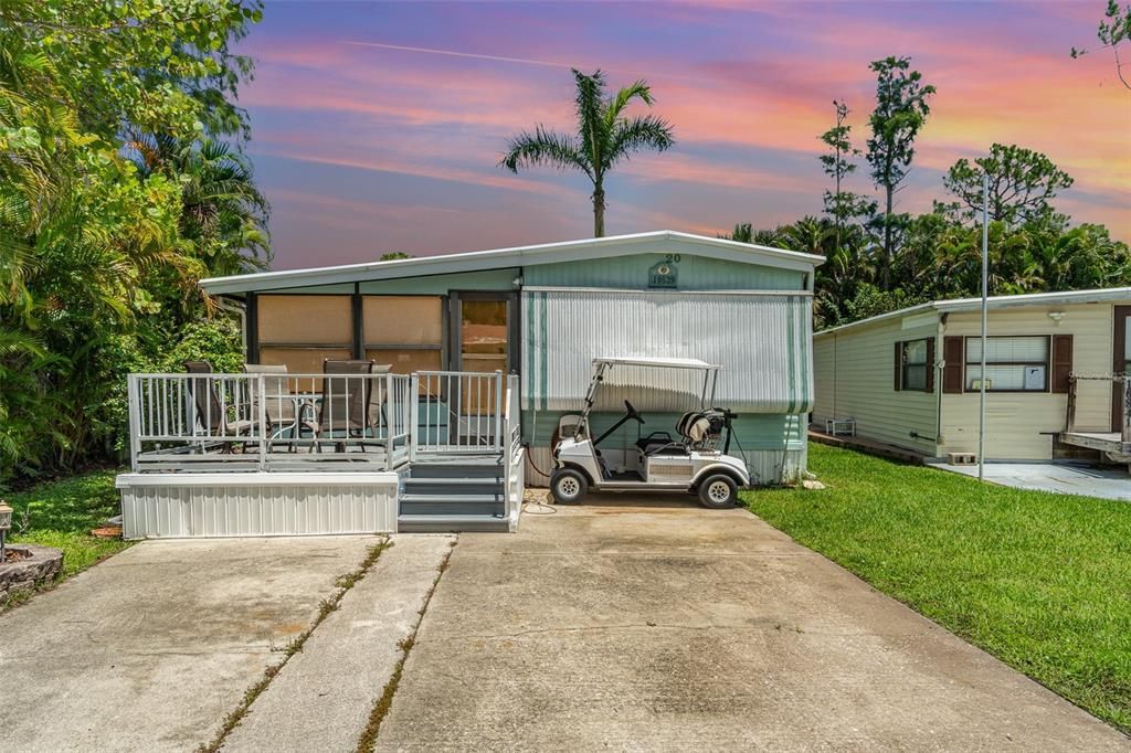 待售: $134,900 (1 贝兹, 1 浴室, 844 平方英尺)