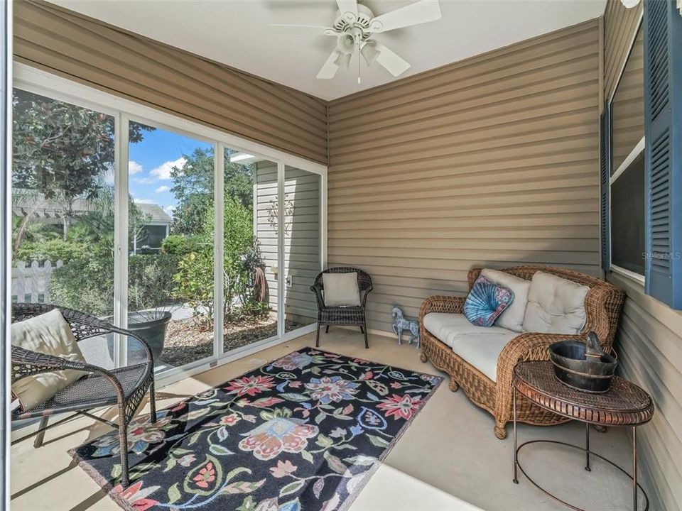 For Rent: $2,400 (2 beds, 2 baths, 1156 Square Feet)