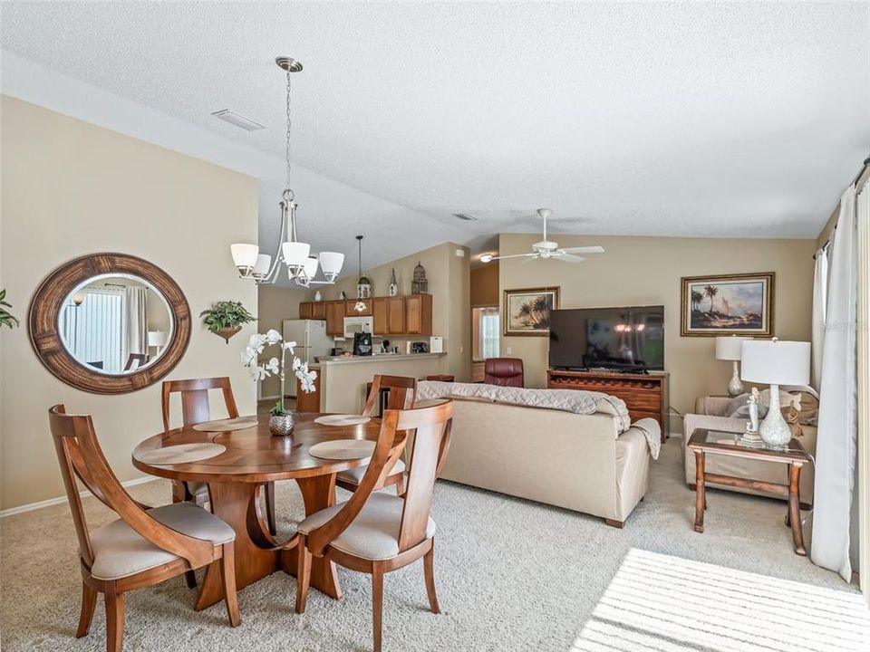 For Rent: $2,400 (2 beds, 2 baths, 1156 Square Feet)