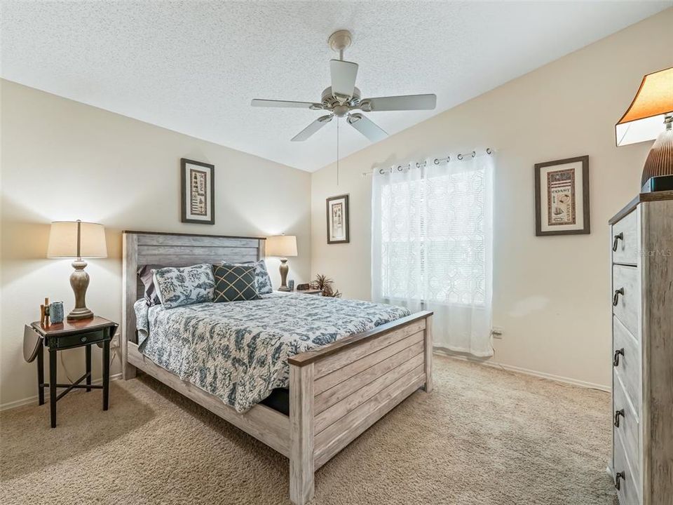 For Rent: $2,400 (2 beds, 2 baths, 1156 Square Feet)