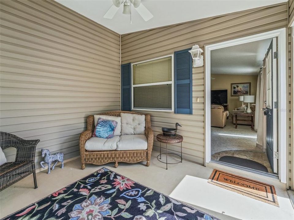 For Rent: $2,400 (2 beds, 2 baths, 1156 Square Feet)