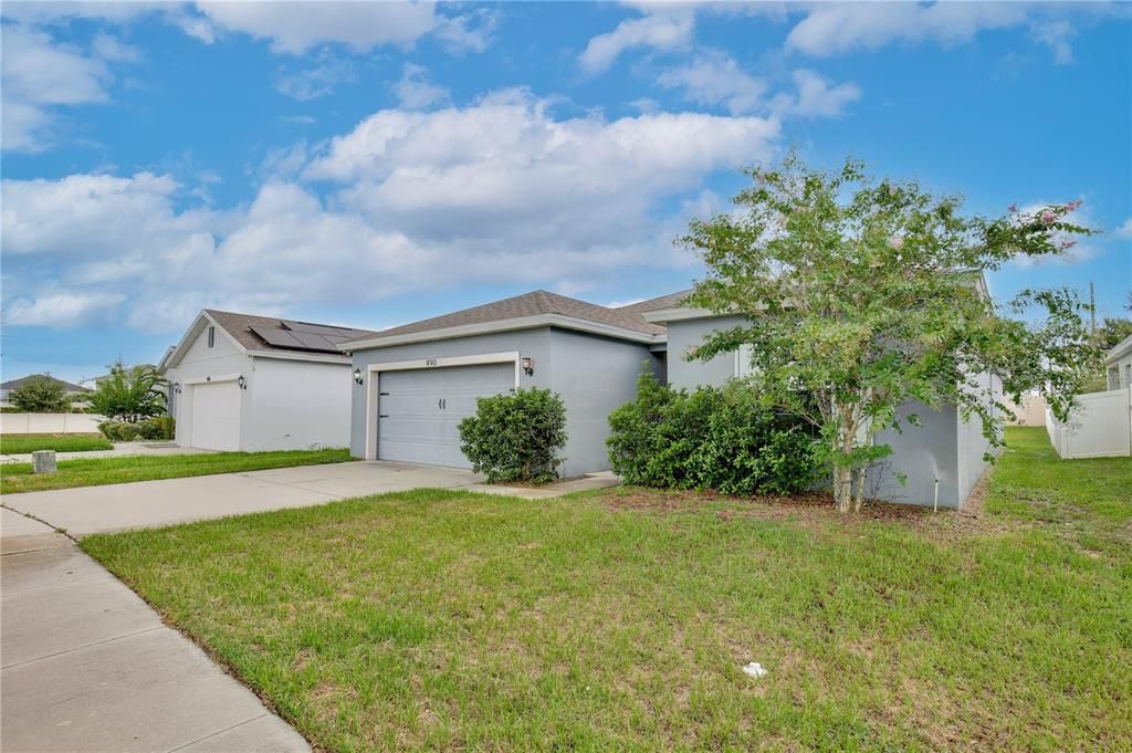 Под контрактом: $175,000 (4 спален, 2 ванн, 1767 Квадратных фут)