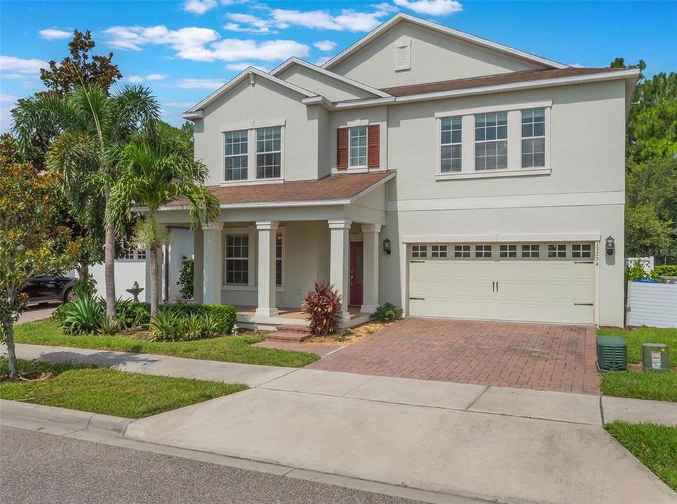 Vendido Recientemente: $769,000 (5 camas, 3 baños, 3720 Pies cuadrados)