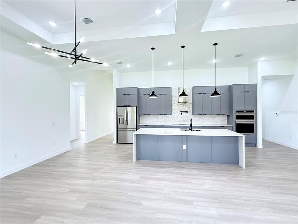 На продажу: $529,000 (4 спален, 3 ванн, 2153 Квадратных фут)