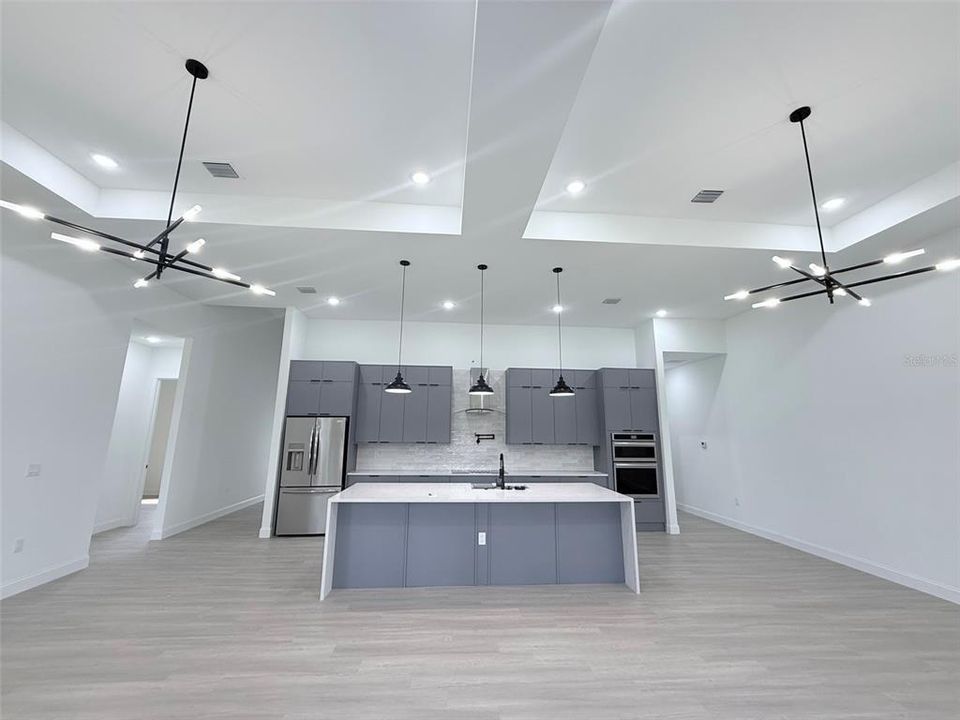 На продажу: $529,000 (4 спален, 3 ванн, 2153 Квадратных фут)