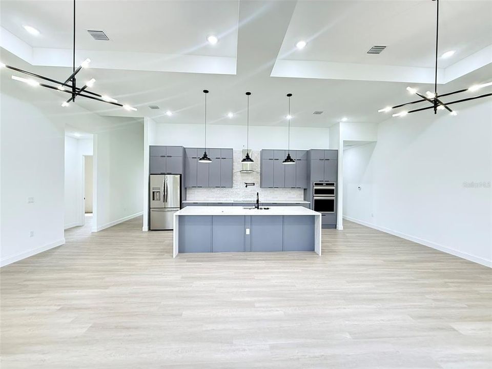 На продажу: $529,000 (4 спален, 3 ванн, 2153 Квадратных фут)