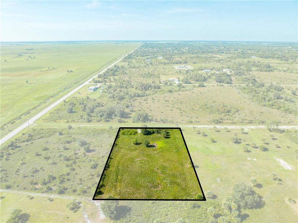 En Venta: $55,000 (1.25 acres)