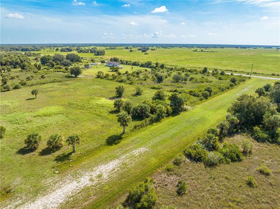 En Venta: $55,000 (1.25 acres)