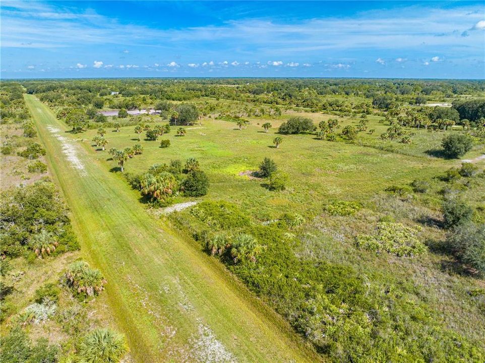 En Venta: $55,000 (1.25 acres)