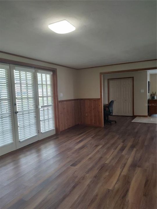 En Venta: $299,000 (2 camas, 1 baños, 1355 Pies cuadrados)