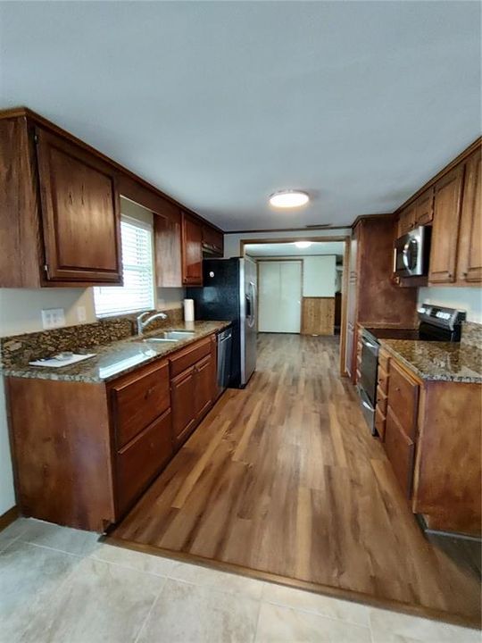 En Venta: $299,000 (2 camas, 1 baños, 1355 Pies cuadrados)