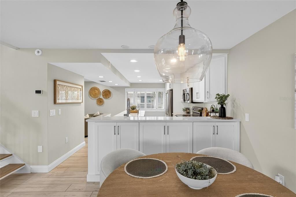 待售: $1,599,000 (3 贝兹, 3 浴室, 2150 平方英尺)