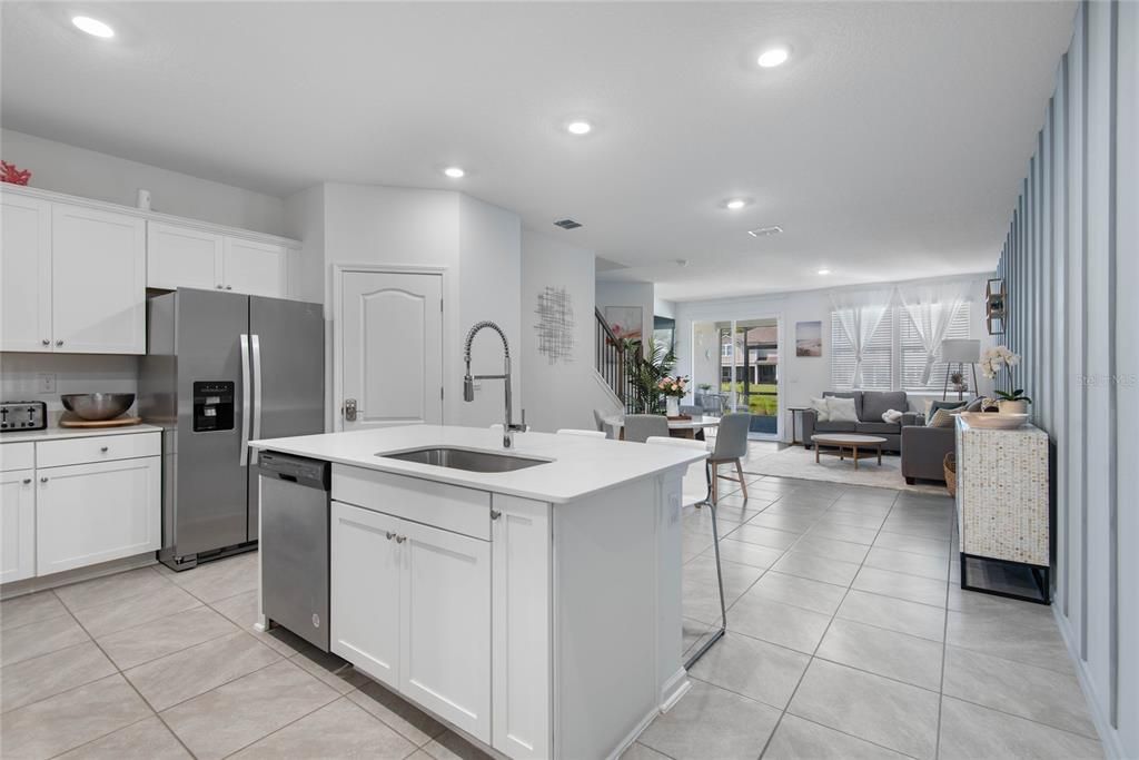 For Sale: $260,000 (3 beds, 2 baths, 1758 Square Feet)