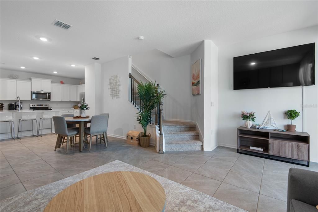 For Sale: $260,000 (3 beds, 2 baths, 1758 Square Feet)