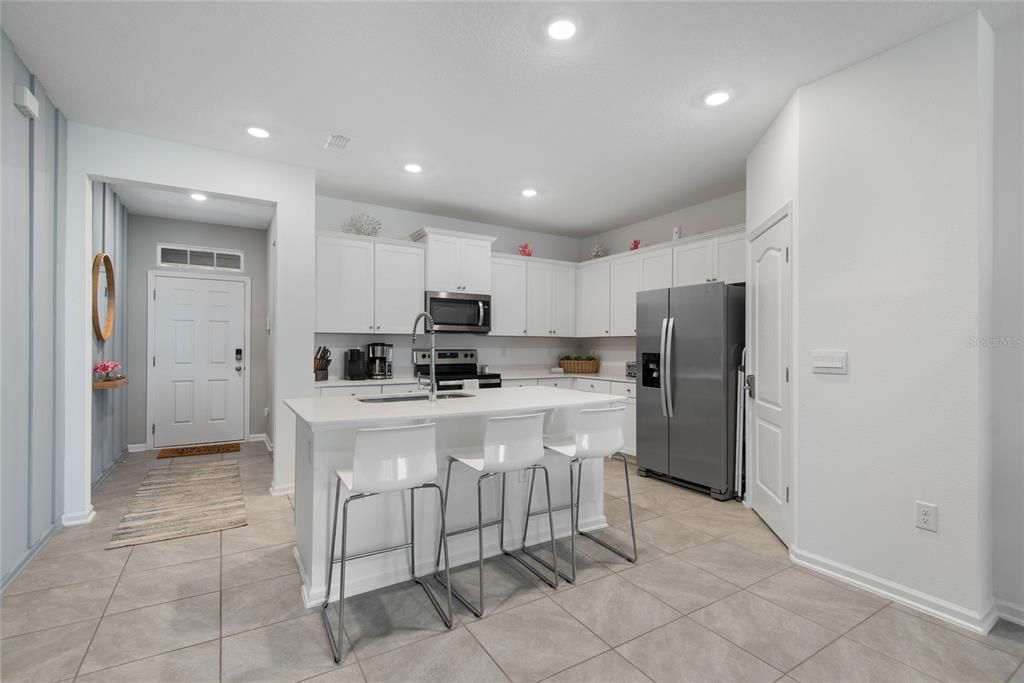 For Sale: $260,000 (3 beds, 2 baths, 1758 Square Feet)