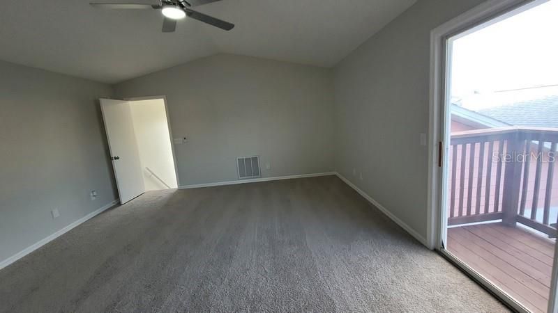 На продажу: $289,900 (2 спален, 2 ванн, 1520 Квадратных фут)