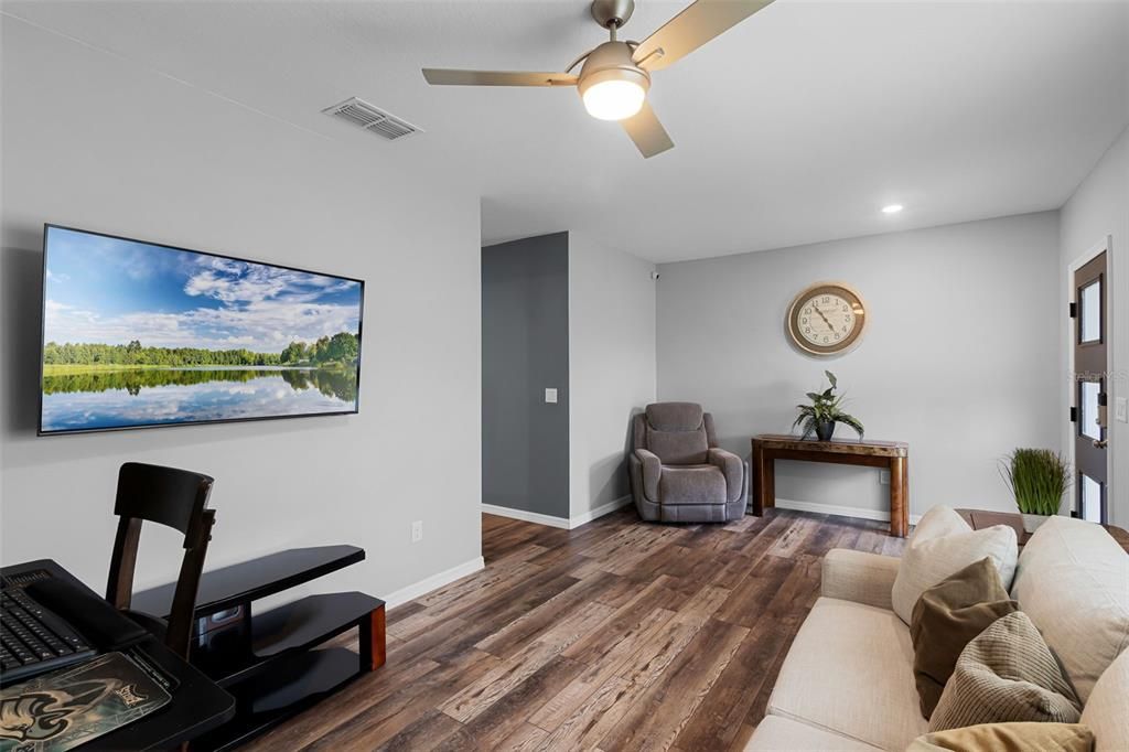 Active With Contract: $349,900 (4 beds, 2 baths, 1973 Square Feet)