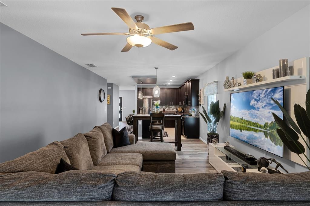 Active With Contract: $349,900 (4 beds, 2 baths, 1973 Square Feet)