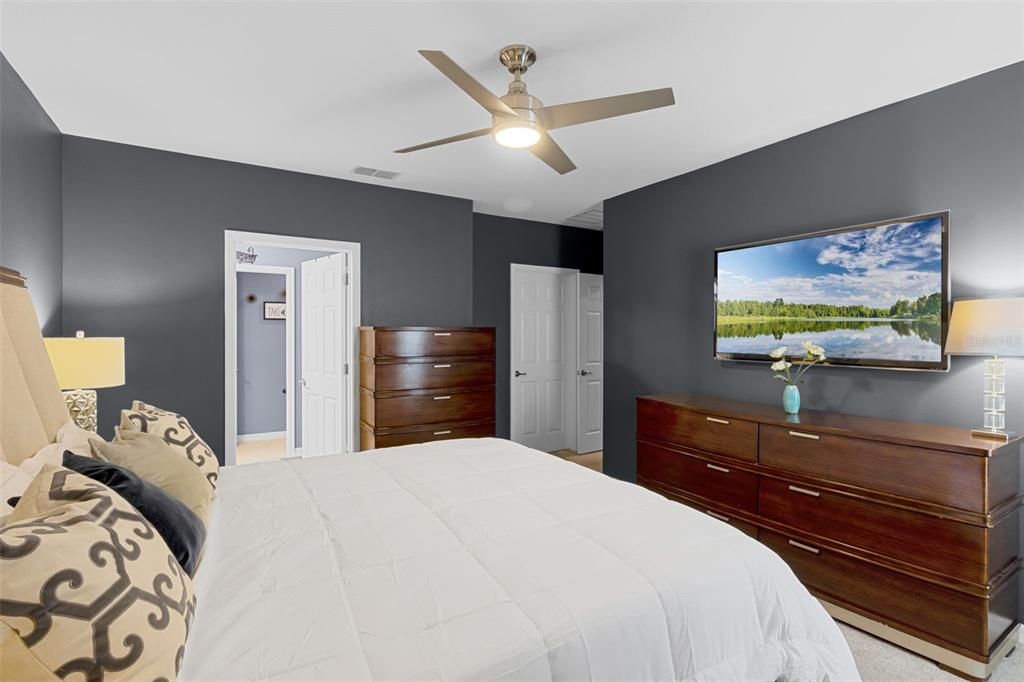 Active With Contract: $349,900 (4 beds, 2 baths, 1973 Square Feet)