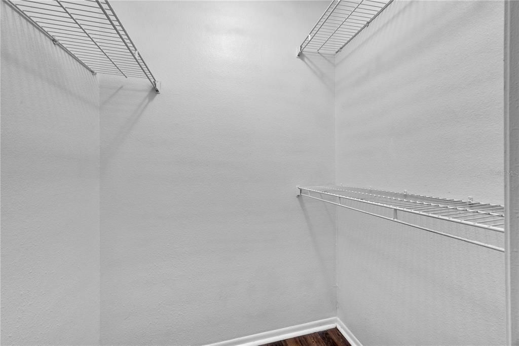 На продажу: $117,000 (1 спален, 1 ванн, 674 Квадратных фут)