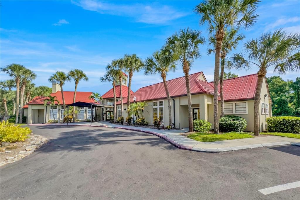 На продажу: $117,000 (1 спален, 1 ванн, 674 Квадратных фут)