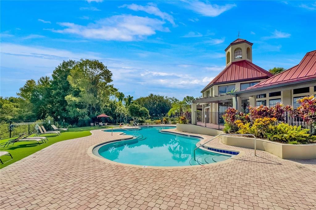 На продажу: $117,000 (1 спален, 1 ванн, 674 Квадратных фут)