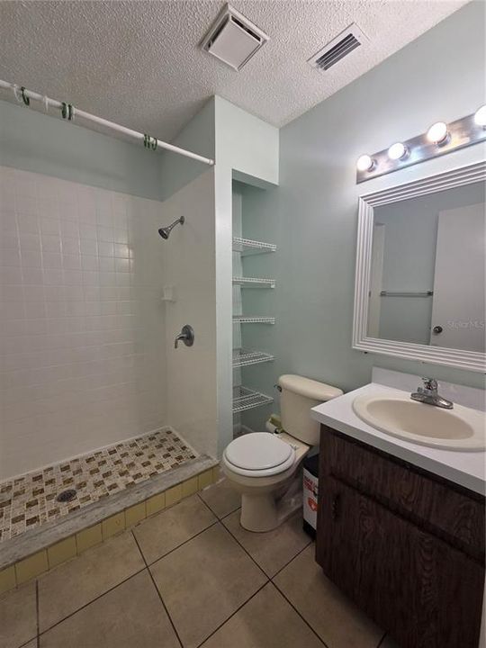 En Renta: $1,295 (2 camas, 1 baños, 824 Pies cuadrados)