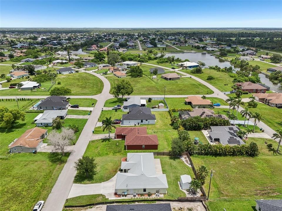 For Sale: $289,500 (3 beds, 2 baths, 1586 Square Feet)