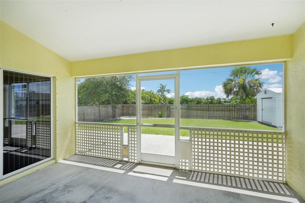 For Sale: $289,500 (3 beds, 2 baths, 1586 Square Feet)