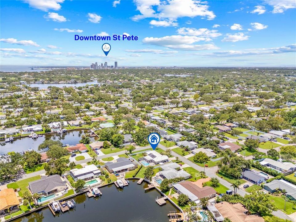 Под контрактом: $849,000 (2 спален, 3 ванн, 1685 Квадратных фут)