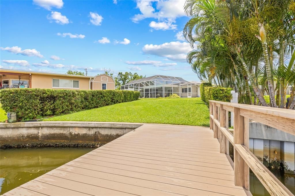 Под контрактом: $849,000 (2 спален, 3 ванн, 1685 Квадратных фут)