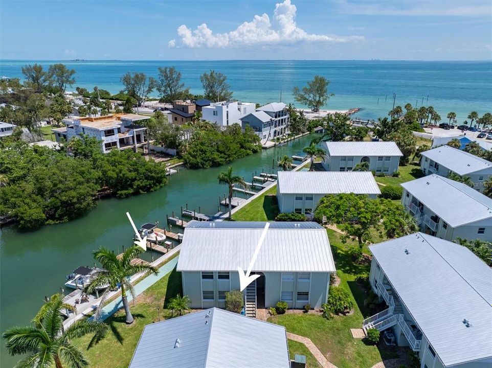 待售: $549,000 (2 贝兹, 1 浴室, 822 平方英尺)